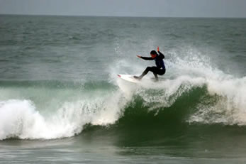 Abercrombie & Fitch Super model Albert Reed Surfing